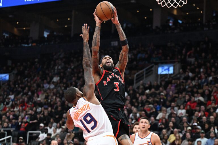2026-03-14T025633Z_1882415264_MT1USATODAY28489672_RTRMADP_3_NBA-PHOENIX-SUNS-AT-TORONTO-RAPTORS_2026_03_14_11_22_38.jpeg