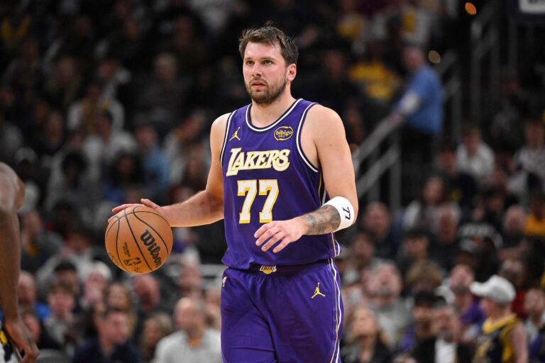 2026-03-26T020945Z_2065094173_MT1USATODAY28585659_RTRMADP_3_NBA-LOS-ANGELES-LAKERS-AT-INDIANA-PACERS_2026_03_26_11_08_50.jpeg