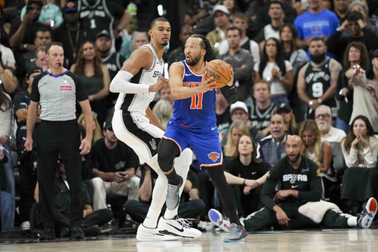 2026-06-06T035116Z_313566116_MT1USATODAY29135033_RTRMADP_3_NBA-FINALS-NEW-YORK-KNICKS-AT-SAN-ANTONIO-SPURS_2026_06_06_11_59_42.jpeg