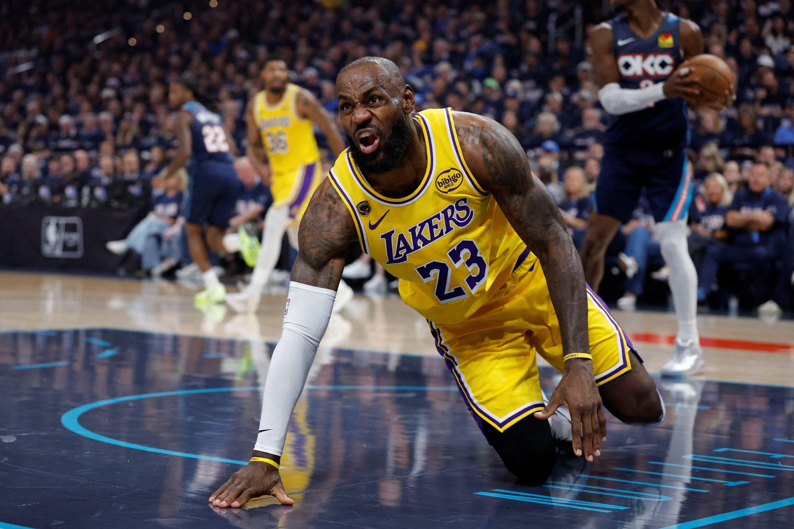 2026-05-08T095935Z_116926499_28902446_RTRMADP_3_BASKETBALL-NBA-OKC-LAL_2026_05_09_12_34_33.jpeg